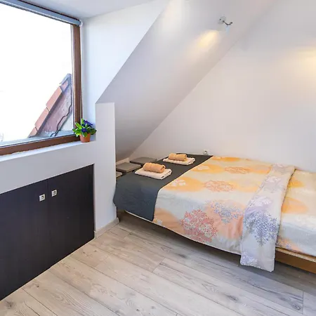 Apartment Velinice By Rv Warna